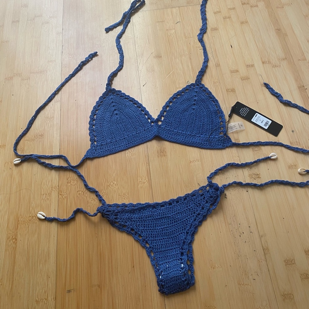 Never worn crochet bikini - fashion nova. It’s a small but really an XS.